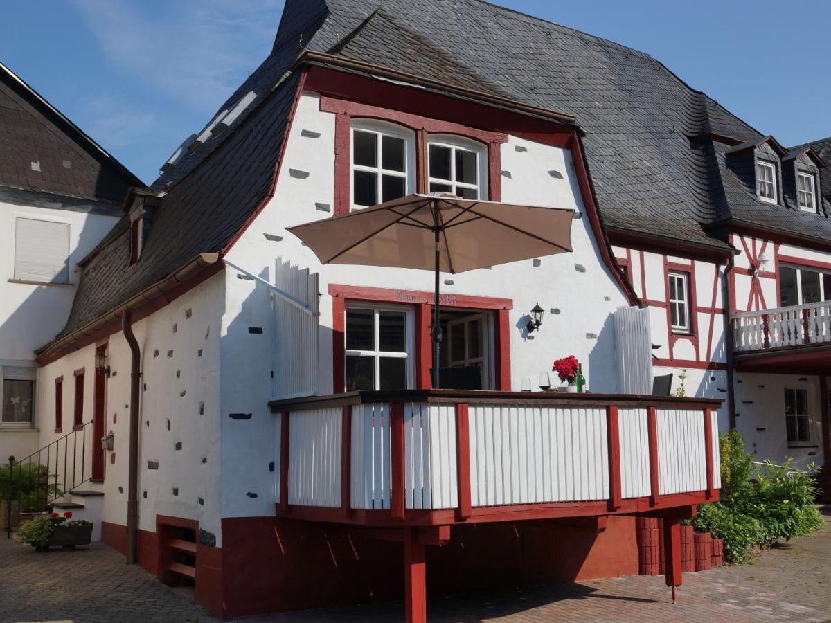 Apartment Altes Fährhaus An Der Mosel Anno1633 *