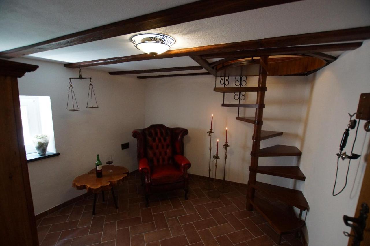 Altes Fährhaus An Der Mosel Anno1633 Apartment *